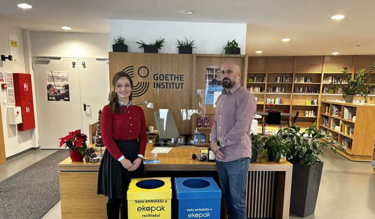 Ekopak uručio Goethe Institutu u BiH posude za odlaganje ambalažnog otpada
