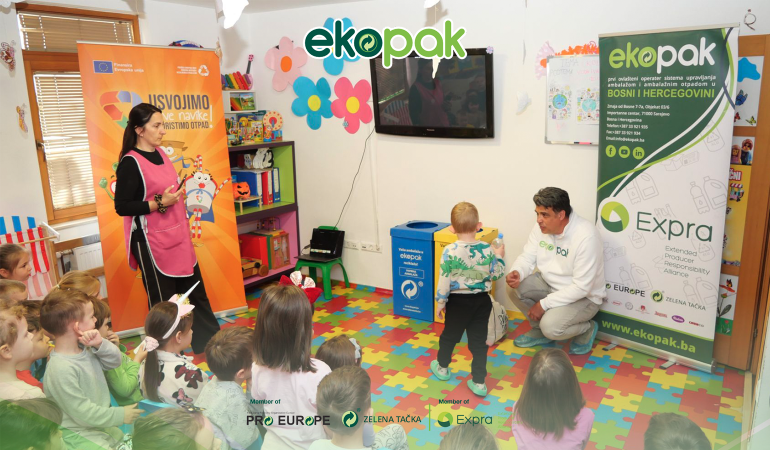 Papir u plavu, a plastika u žutu kantu – vesela graja u vrtiću Bombon 2