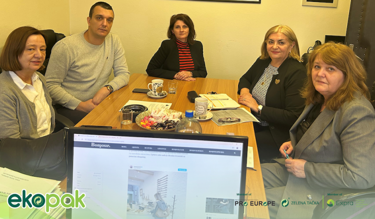 Sastanak u JKP Vitkom Vitez: fokus na unapređenje sistema prikupljanja ambalažnog otpada
