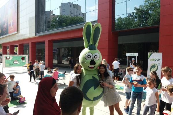 U sklopu obilježavanja Svjetskog dana zaštite okoliša Ekopak i Mepas Mall se družili s Mostarcima