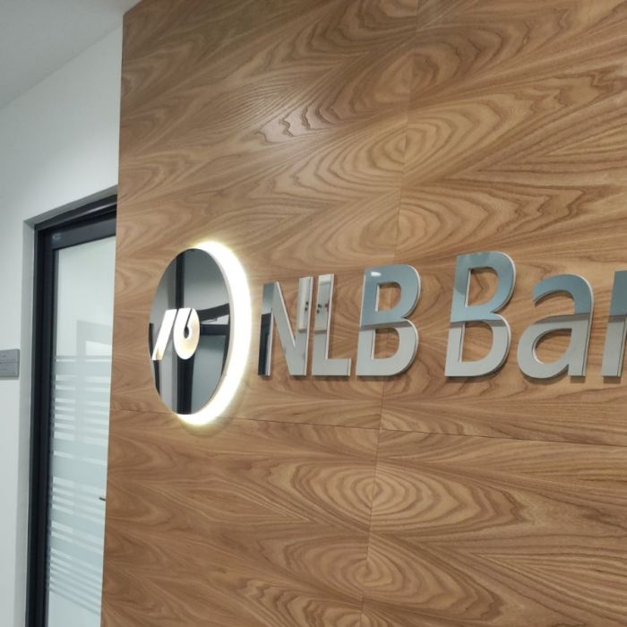 Ekopak uručio NLB Banci posude za prikupljanje kancelarijskog papira